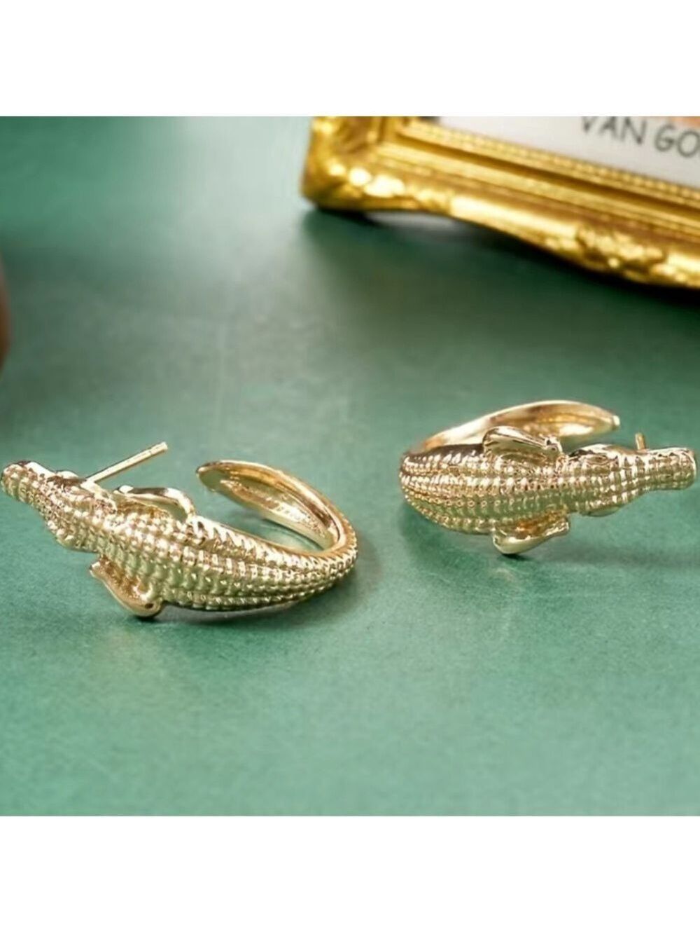 Gator 14K gp dangle hoop earrings - Picture 4 of 7